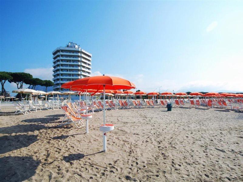 Hotel Torre Del Sole Terracina Esterno foto